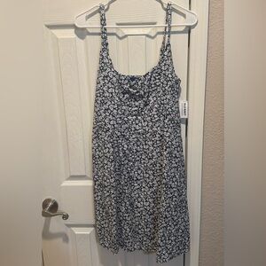 Old Navy Black and White Floral Summer Dress NWT